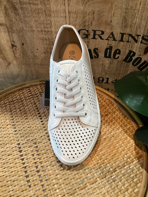 White punch design lace up shoes