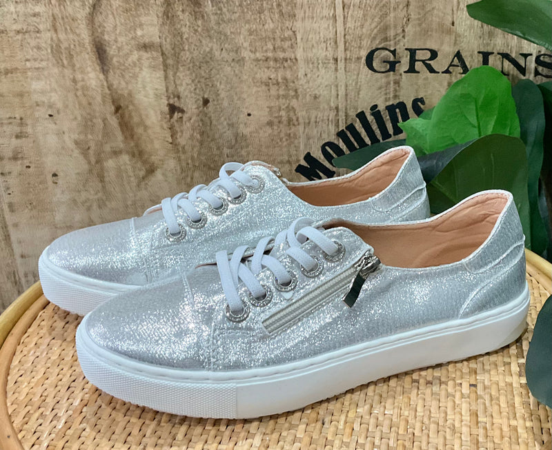 Silver zip side shoes