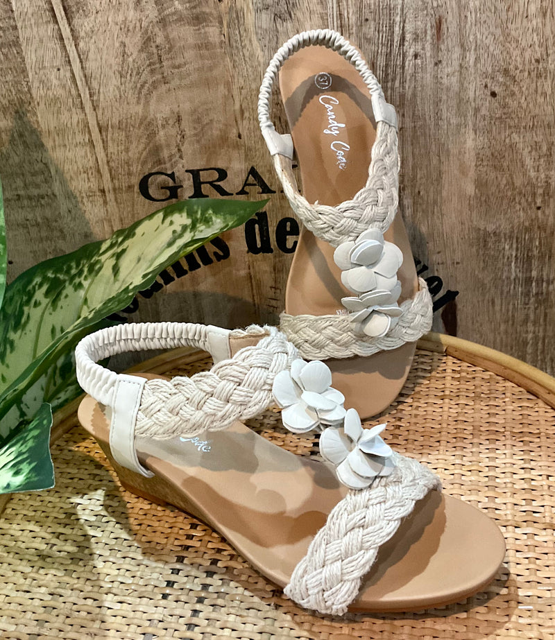 Cream flower wedge sandals
