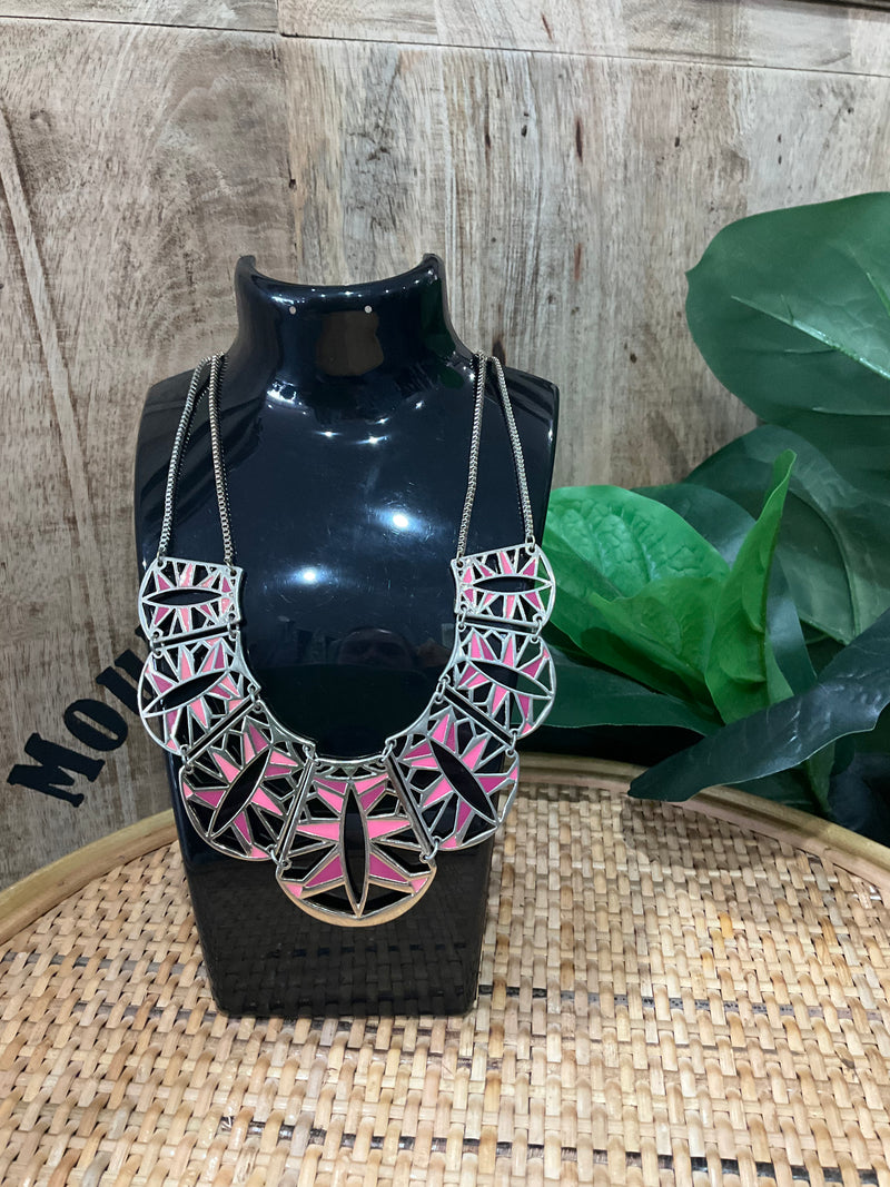 Pink /silver fashion necklace