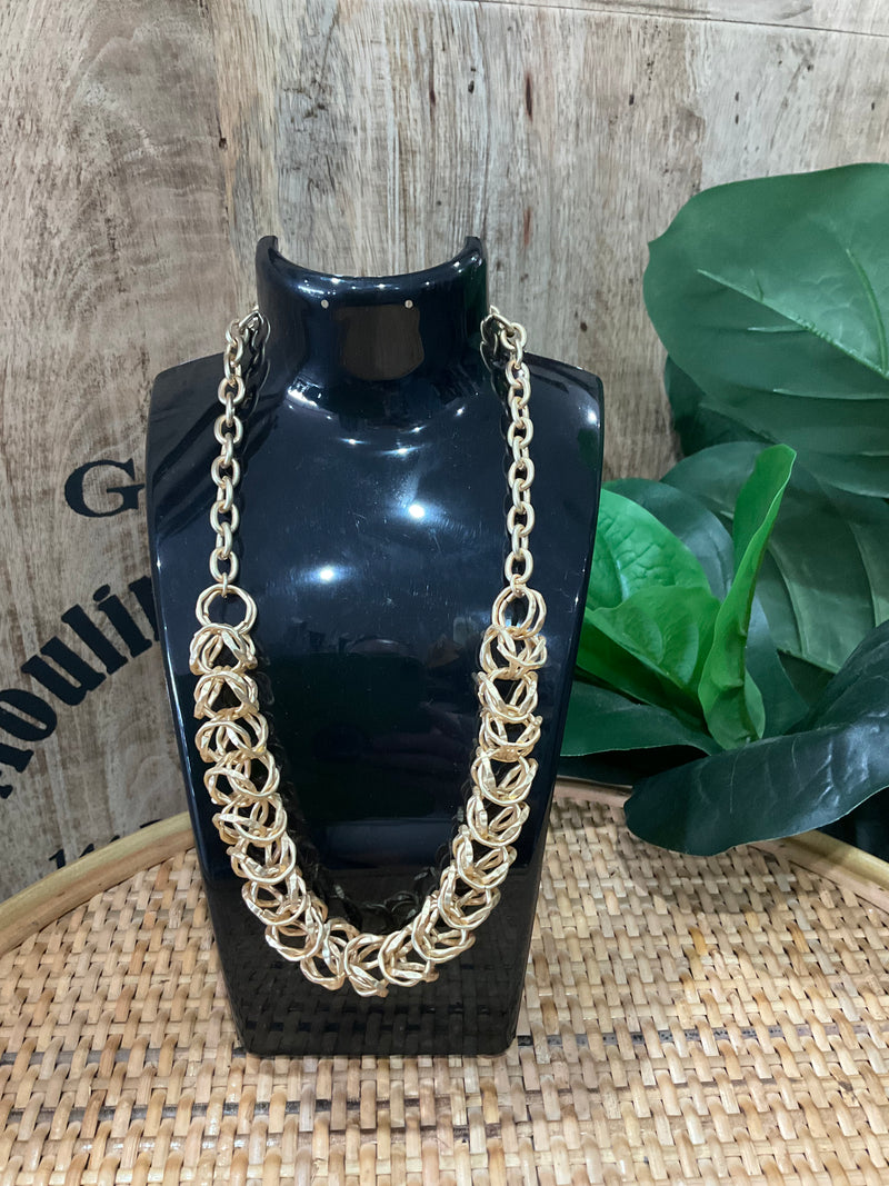 Gold look fashion necklace